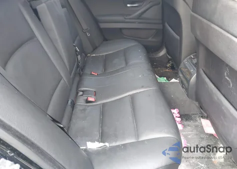 2012 BMW 528I xDrive z USA, uszkodzony, nr VIN WBAXH5C58CDW11657